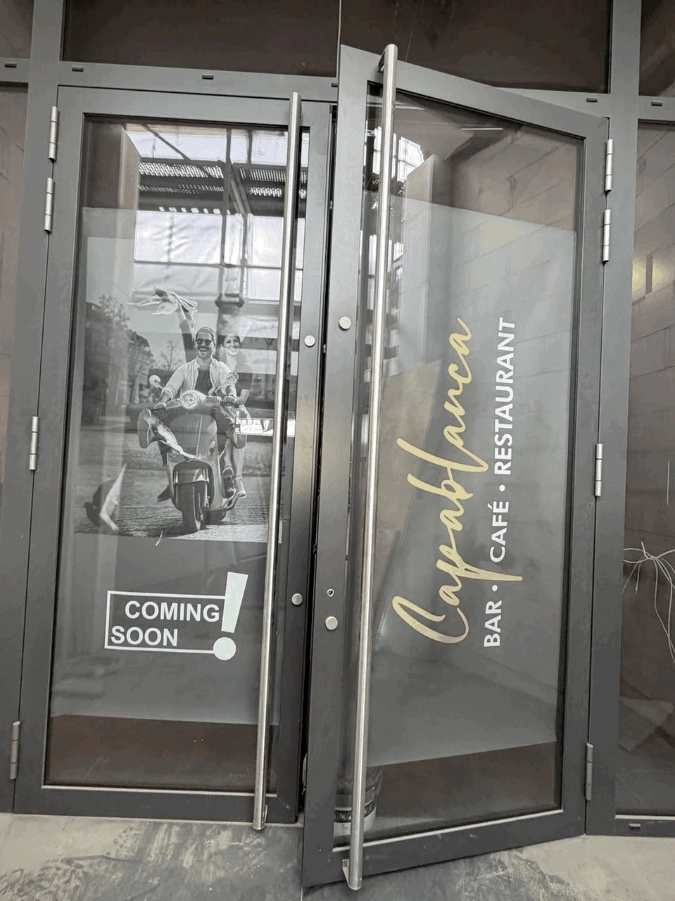 Neuer Eingang des Capablanca Siegburg in der Marktpassage während der Vorbereitungen zur Neueröffnung